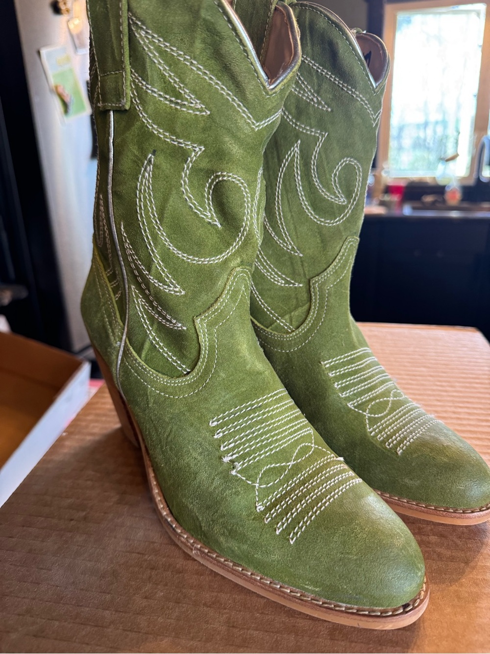 dingo Green Suede Western Ankle Boots - Picture 4 of 8